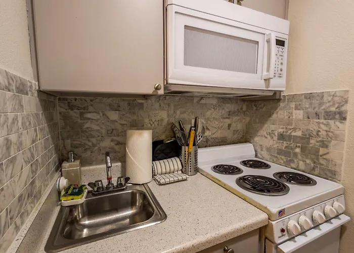 Apartment Chic Retreat In Tolleson For 2 Guests Cashion